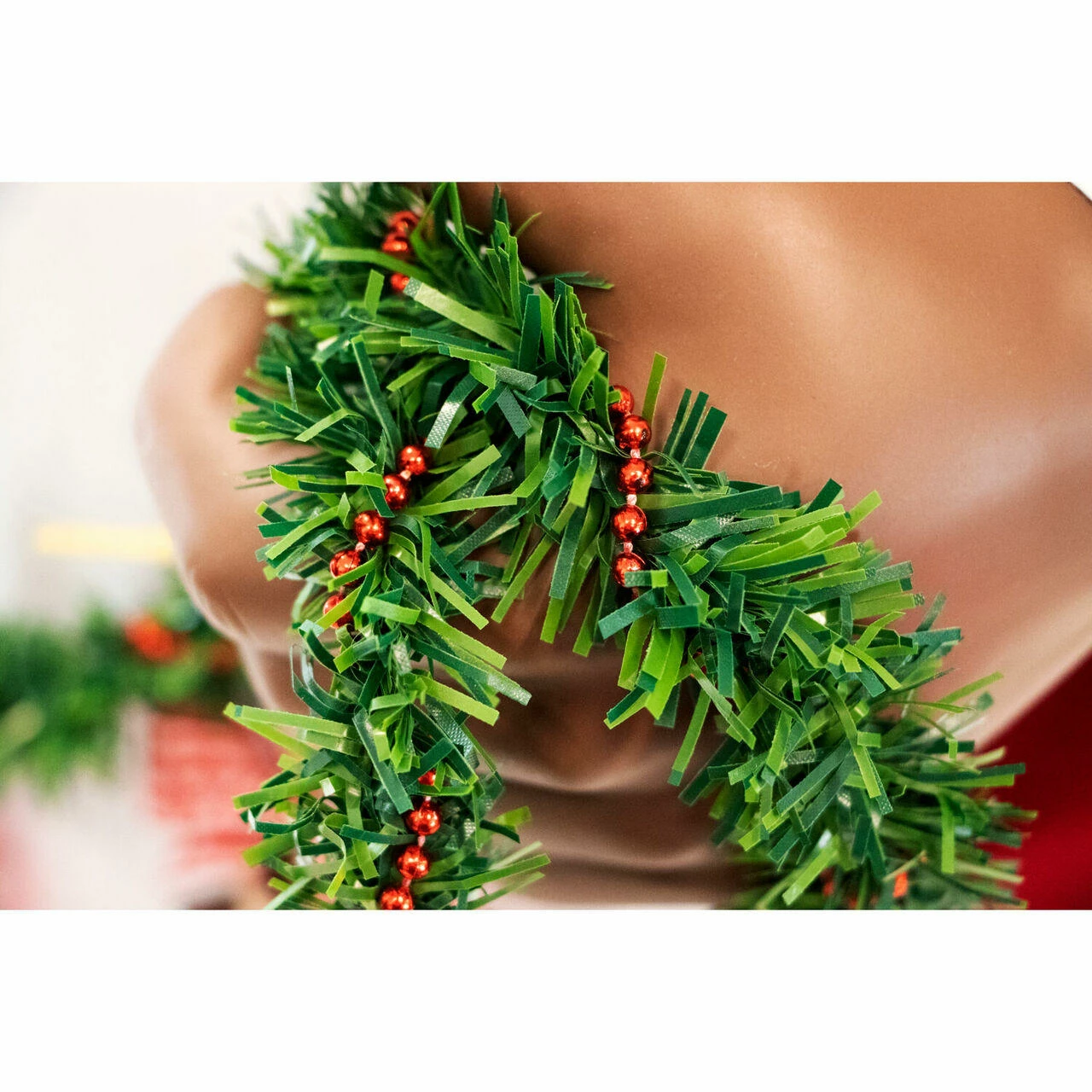 Fraser Hill Farm 58-In. African American Dancing Baking Santa W/ Apron And Christmas Cookie Garland 13 Fraser Hill Farm 58-In. African American Dancing Baking Santa W/ Apron And Christmas Cookie Garland - Image 13