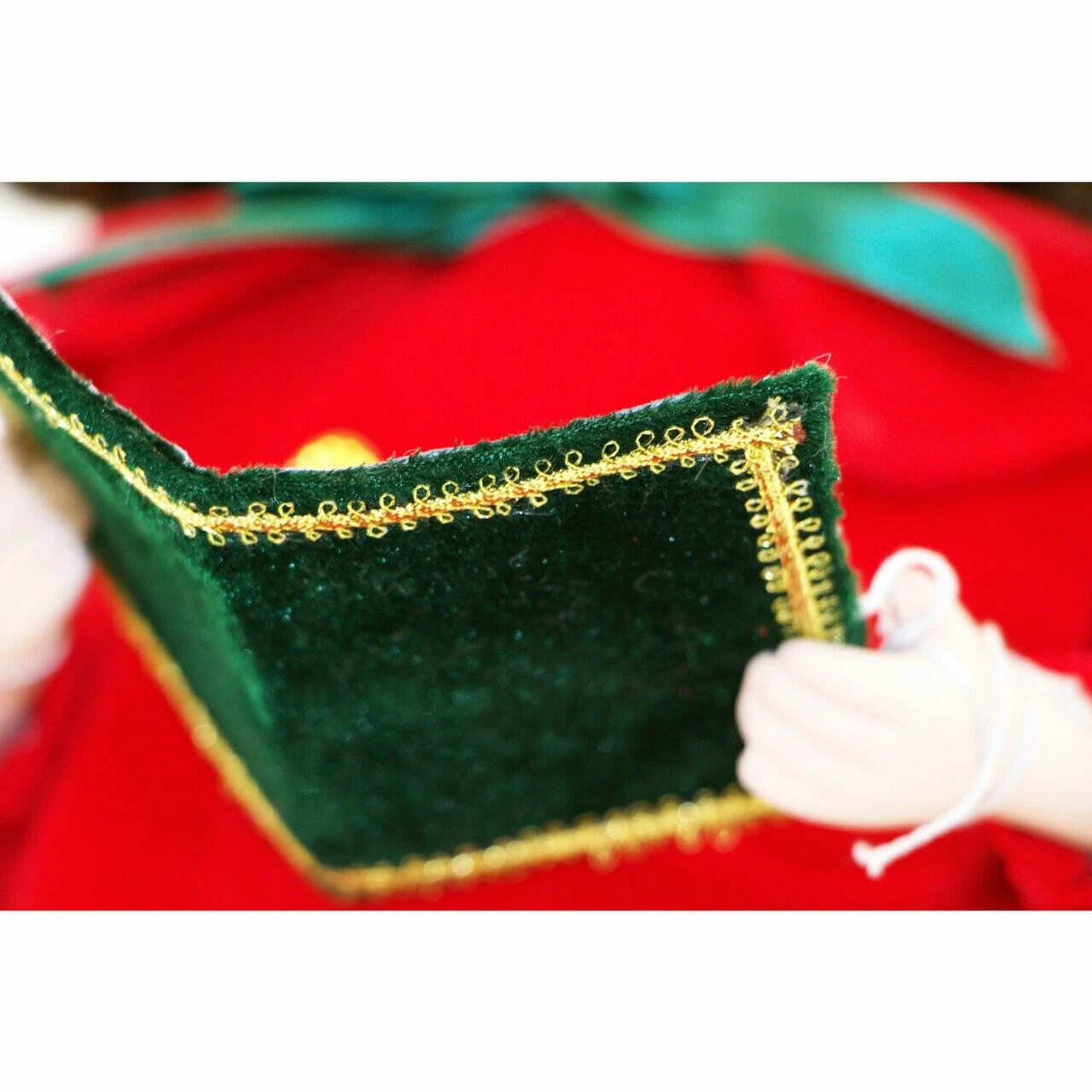 Fraser Hill Farm 19-In. Victorian Girl Christmas Caroler Figurine W/ Auburn Curls, Music, And Motion 3 Fraser Hill Farm 19-In. Victorian Girl Christmas Caroler Figurine W/ Auburn Curls, Music, And Motion - Image 3