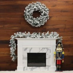 Fraser Hill Farm Mountain Pine Flocked Wreath -Christmas store unnamed file 3387