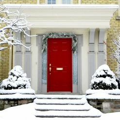 Fraser Hill Farm 6-Ft. Christmas Snow Flocked Garland With Pinecones -Christmas store unnamed file 712